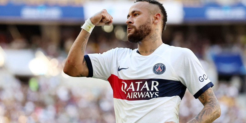 Bức tranh toàn cảnh thương vụ lịch sử Neymar qua PSG năm nào