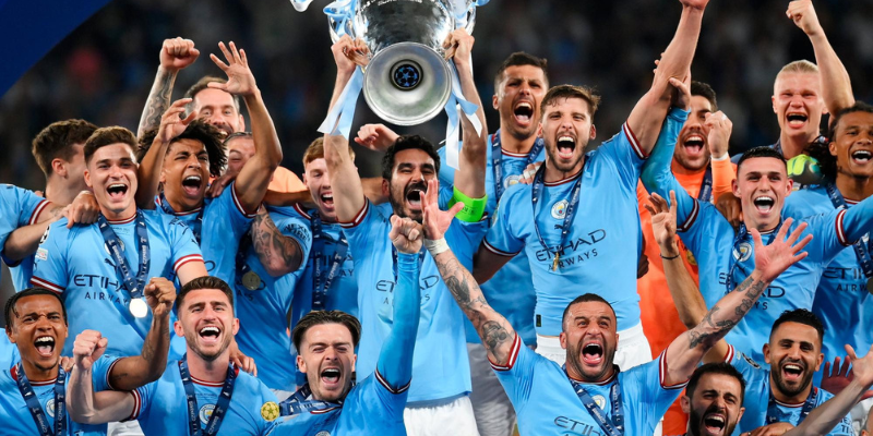 Định nghĩa cú ăn 3 trong bóng đá là gì