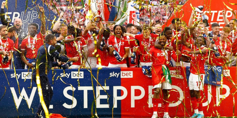 Rào cản nào cho giấc mơ vô địch ngoại hạng Anh?